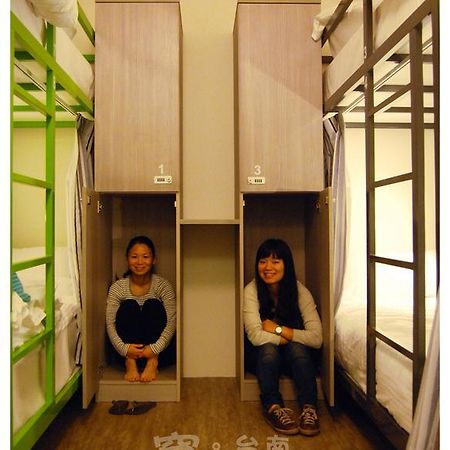 Wow Tainan Hostel Экстерьер фото